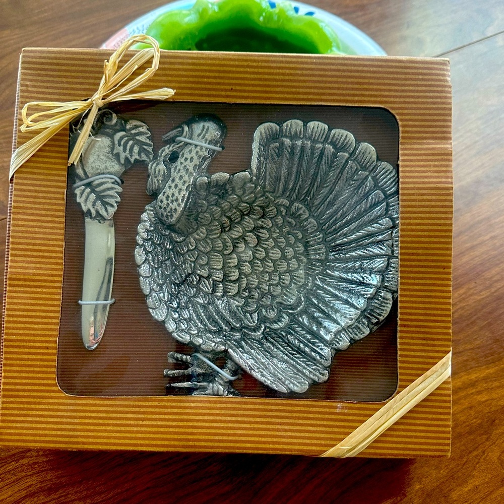 NWT Turkey Dip Dish Set Pewter style luxury and fun entertaining pieces